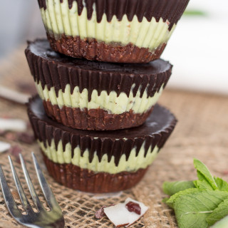 Raw Chocolate Mint Tarts – Vegan + Gluten-free