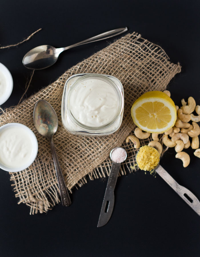 The best damn vegan sour cream - 5 ingredients and 10 minutes | glutenfreeveganpantry.com